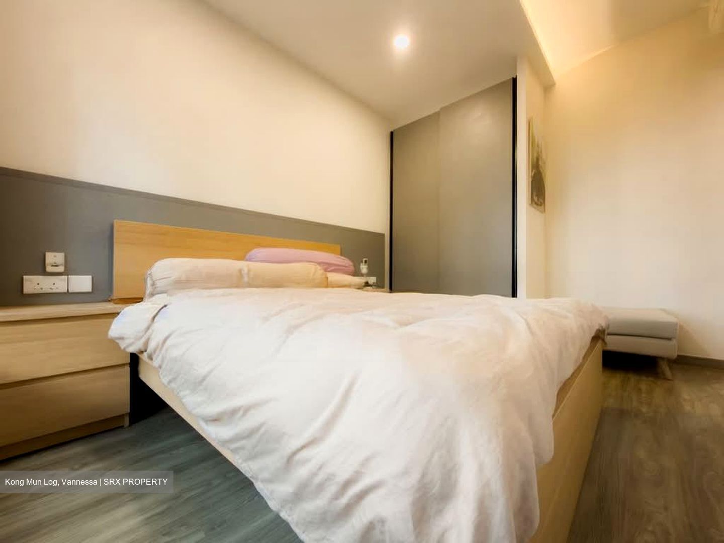 The Brownstone (D27), Condominium #554974541